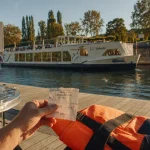 Tourisme de croisière Lot : billet sur le quai, bateau sur le Lot